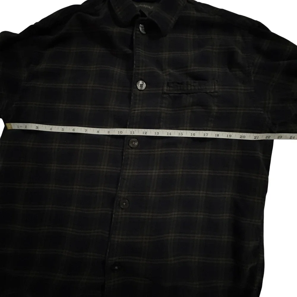 Banana Republic Shirt Men's S Flannel Untucked Cut 100% Cotton Pocket